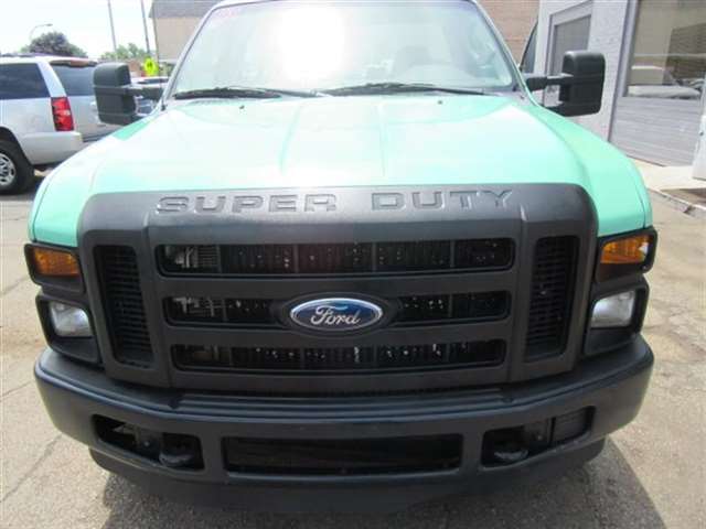 2008 Ford F-350 Super Duty XL DRW 4WD